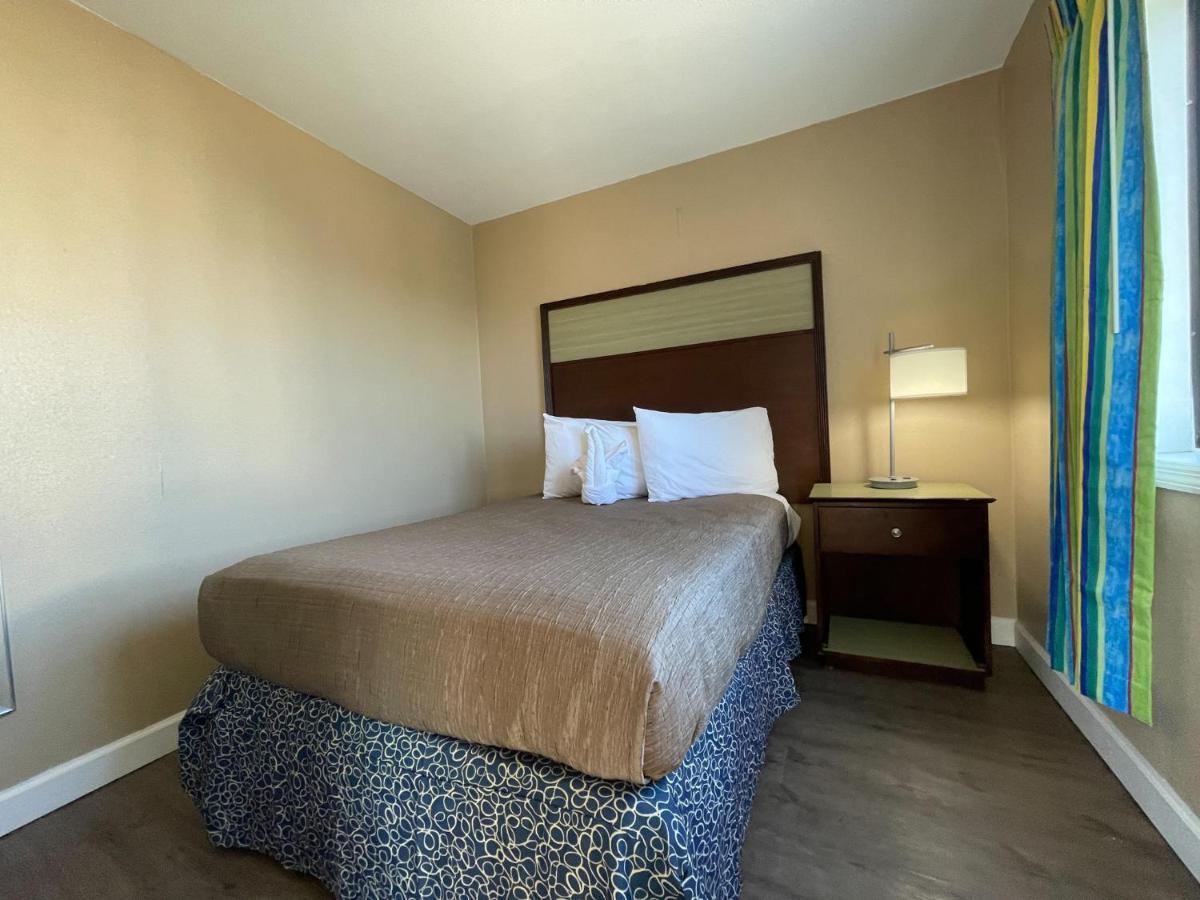 Polynesian Oceanfront Hotel Myrtle Beach Extérieur photo